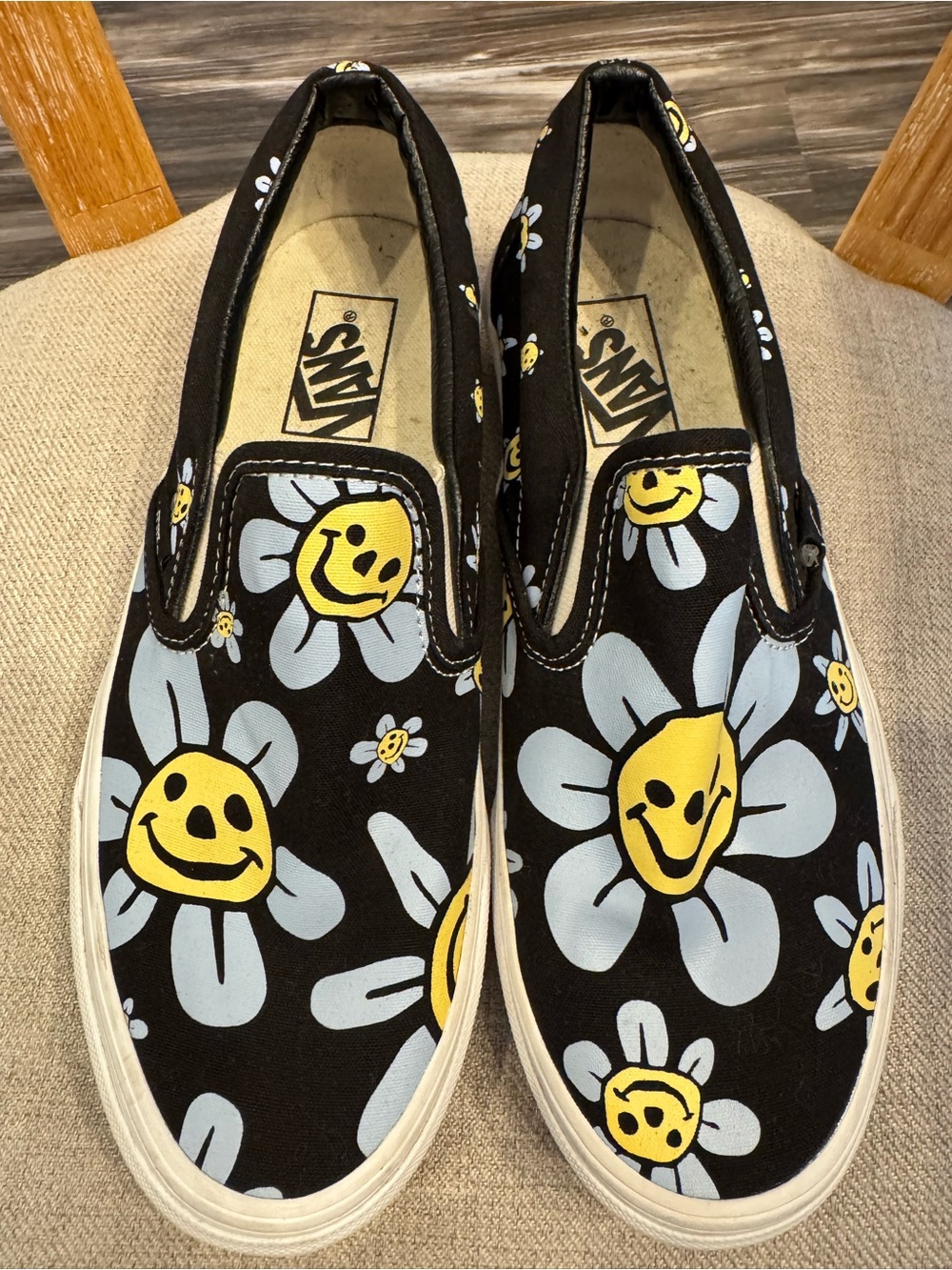 Vans Slip Ons Smiley Daisy Sneakers